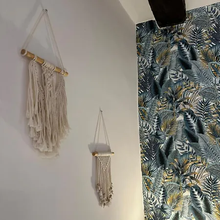 Duomo - Tribunali In The Historic Center